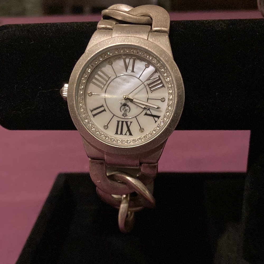Necklace & Watch set - Picture 2 of 3